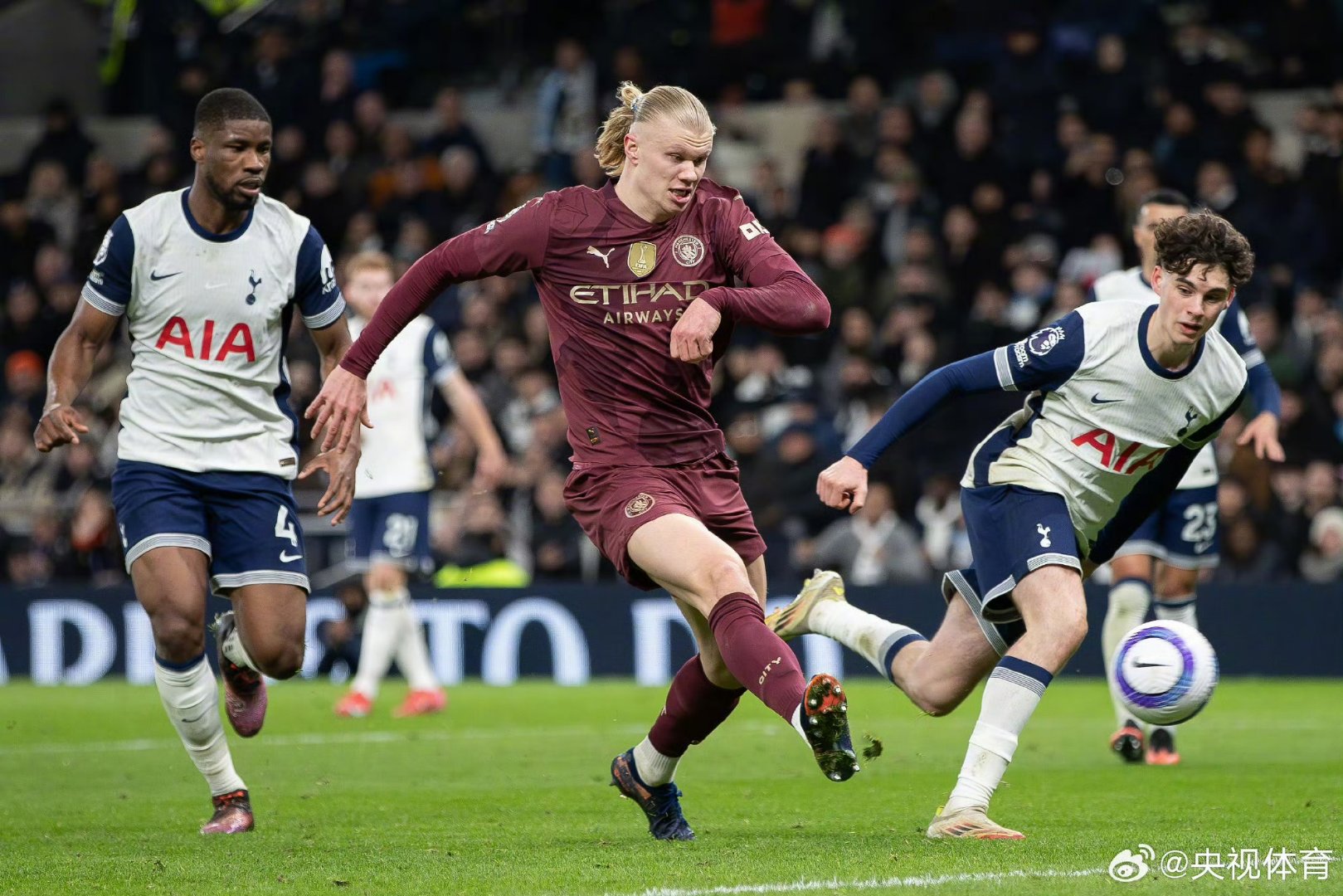 多米电子太狠了！哈兰德在德国队比赛中关键助攻集结日萨克拉门托国王调整名单以备中超，赛前成都蓉城备战中超的简单介绍