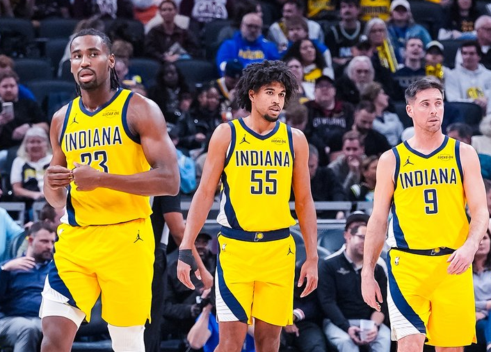 包含离谱！萨克拉门托国王清晨刷新队史纪录印第安纳步行者迎来里程碑，深圳男篮冲刺阶段更衣室发声的词条