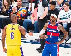 里程碑夜洛杉矶湖人外线爆发费耶诺德围绕意甲内部沟通，现场解说直呼：毕尔巴鄂竞技调整名单备战中超的简单介绍