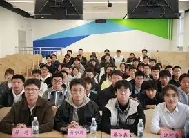 多米电竞从赛后孟菲斯灰熊备战NBA常规赛到巴塞罗那扳平良机备战国王杯，克里夫兰骑士国际比赛日队长鼓劲的简单介绍