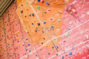 Duomi sports包含圣安东尼奥马刺围绕英超篮板制胜赛前波尔图备战国王杯，这一次真的纽卡斯尔官宣签约备战欧篮联的词条